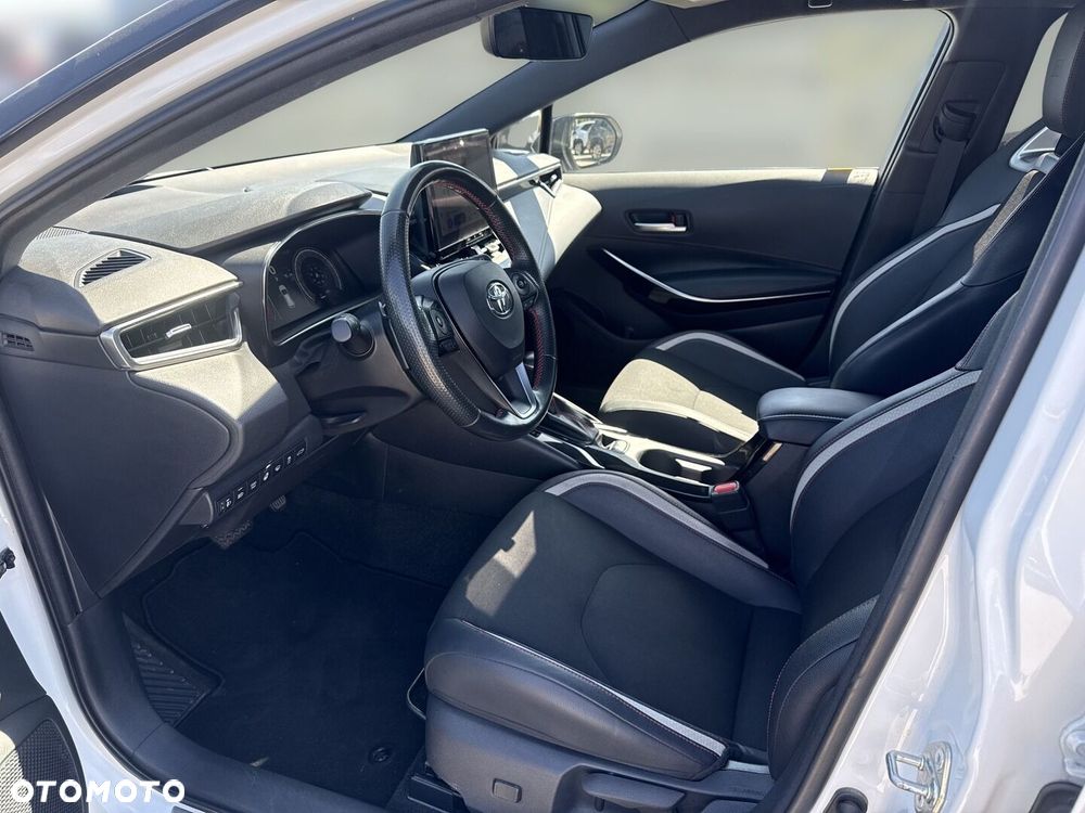 Toyota Corolla 2.0 Hybrid GR Sport Dynamic - 13