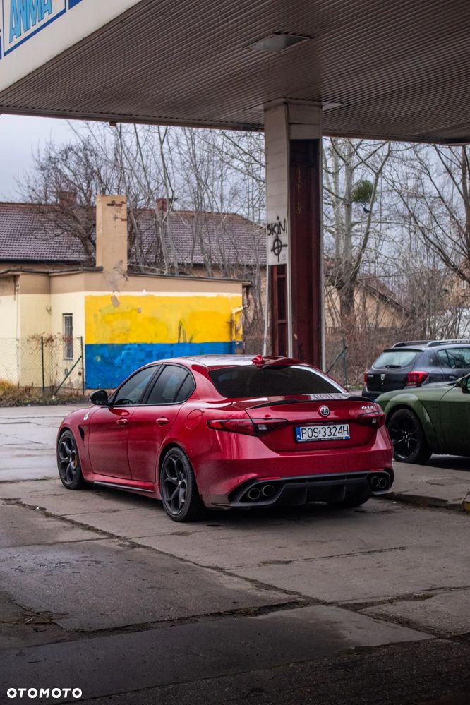 Alfa Romeo Giulia 2.9 Bi Turbo V6 Quadrifoglio - 11