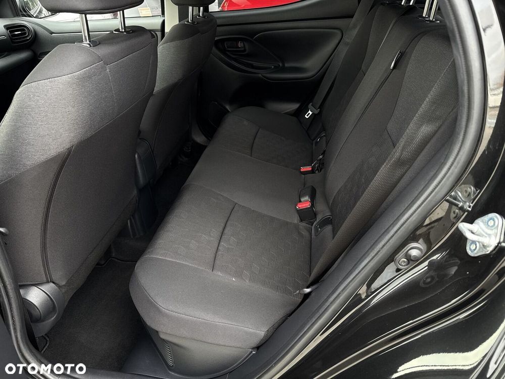 Toyota Yaris Hybrid 1.5 Style - 30