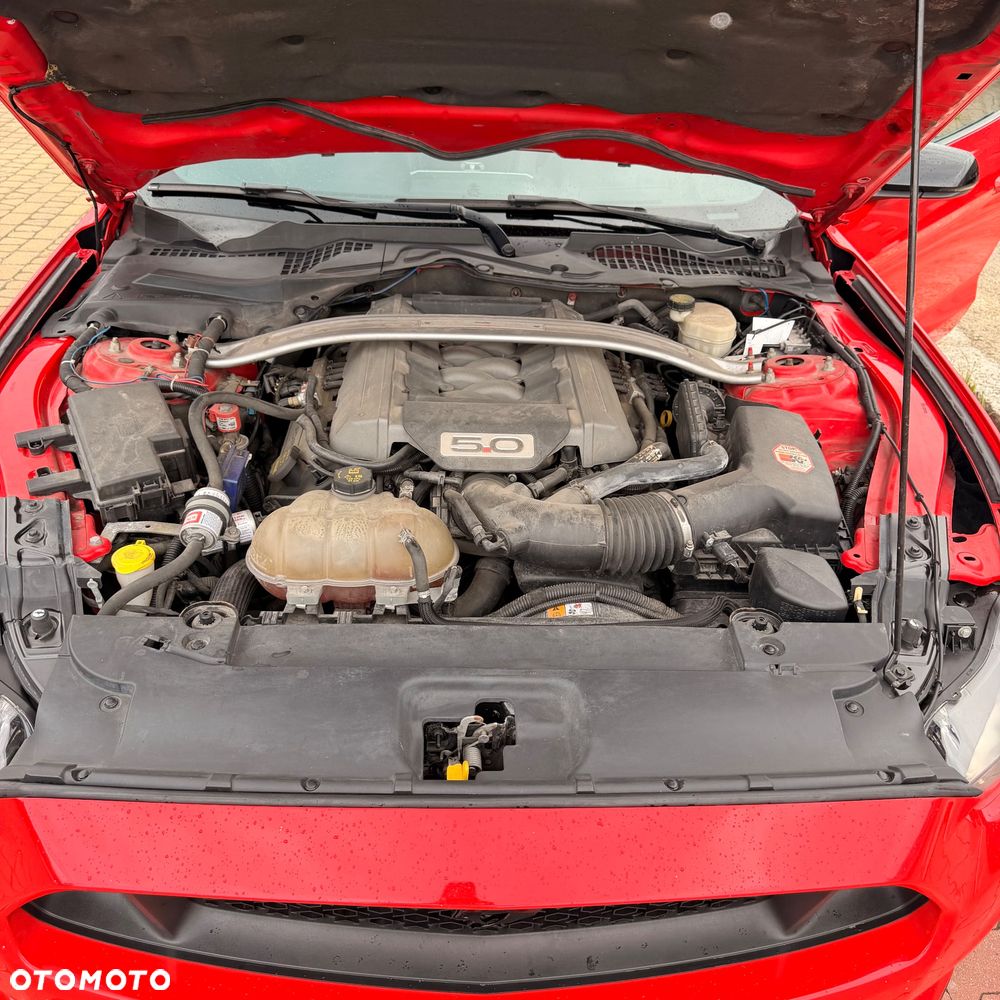 Ford Mustang 5.0 V8 GT - 10