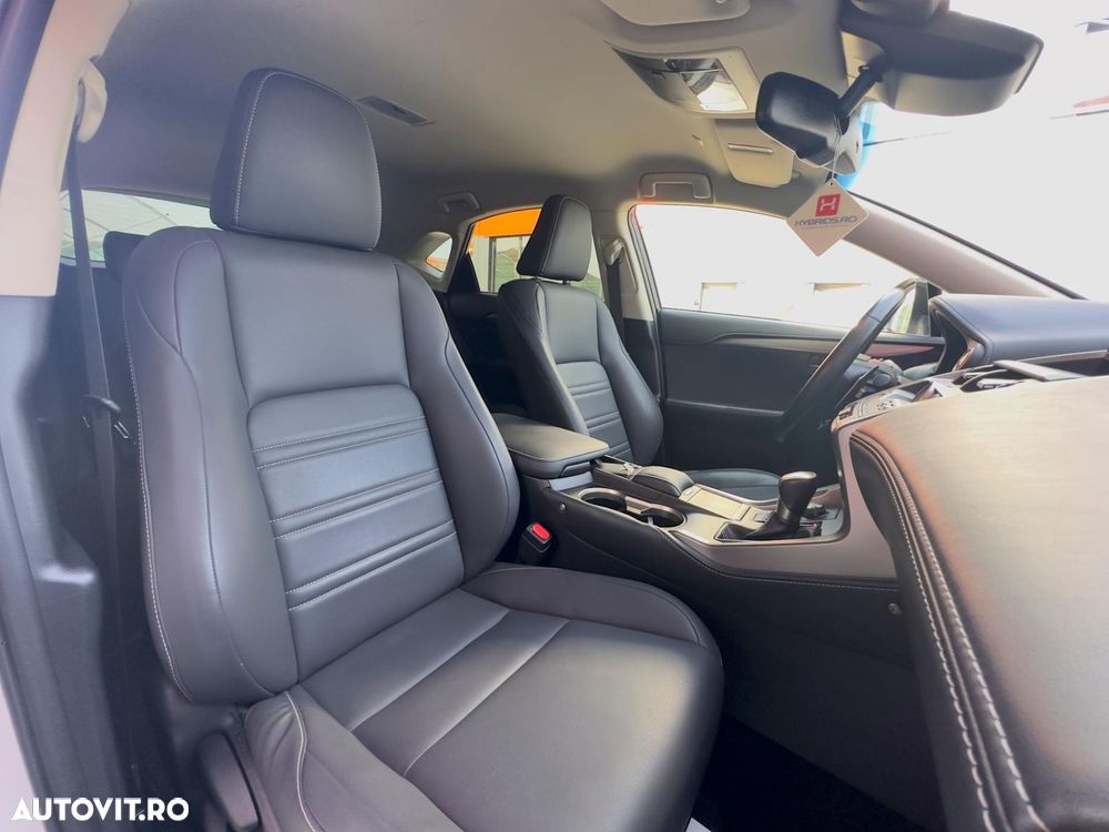 Lexus Seria NX 300h AWD Executive Plus - 24