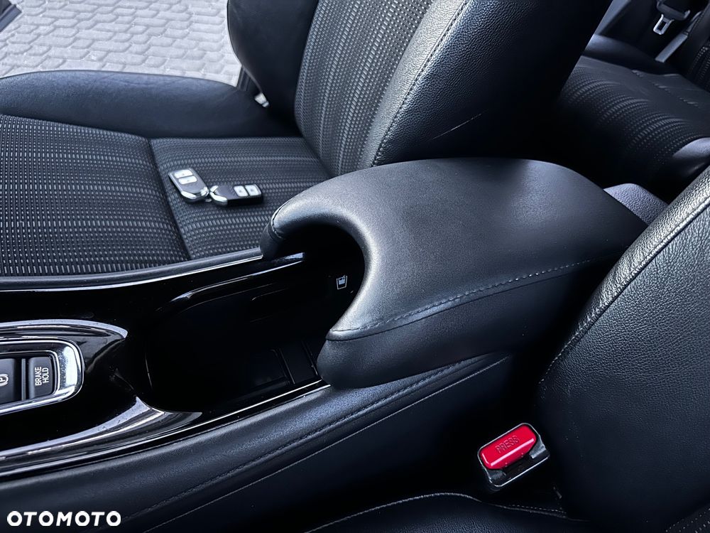 Honda HR-V 1.5 i-VTEC CVT Executive - 40