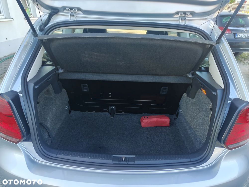 Volkswagen Polo - 10