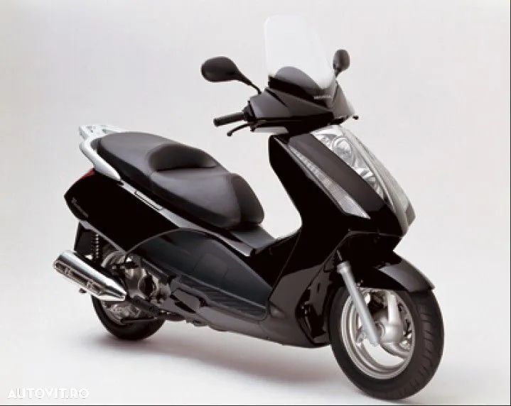 Dezmembrez Honda Pantheon 4T 125 150 i 2002-2008 - 1