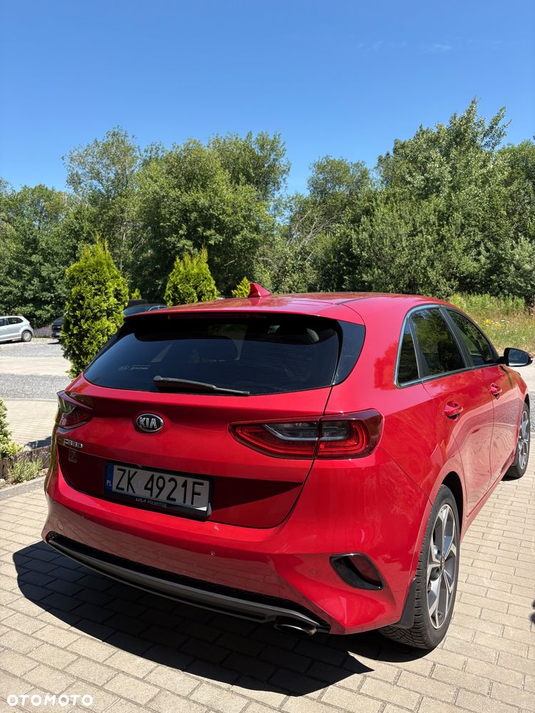 Kia Ceed 1.4 L Business Line - 2