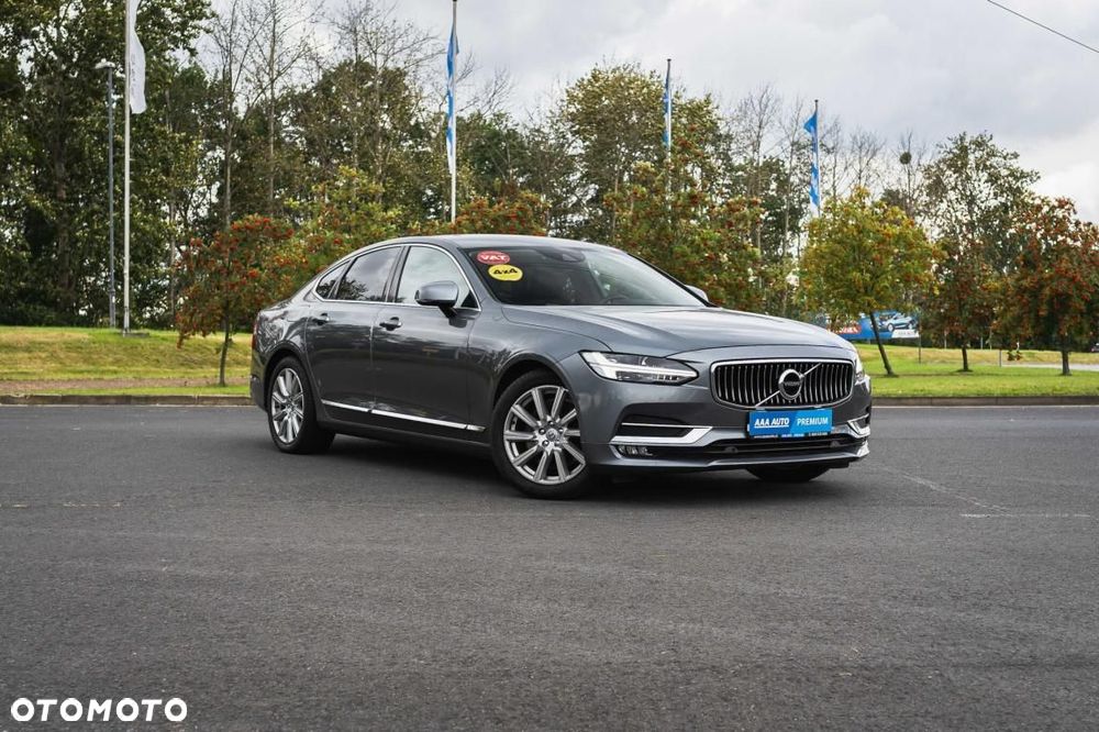 Volvo S90 - 2