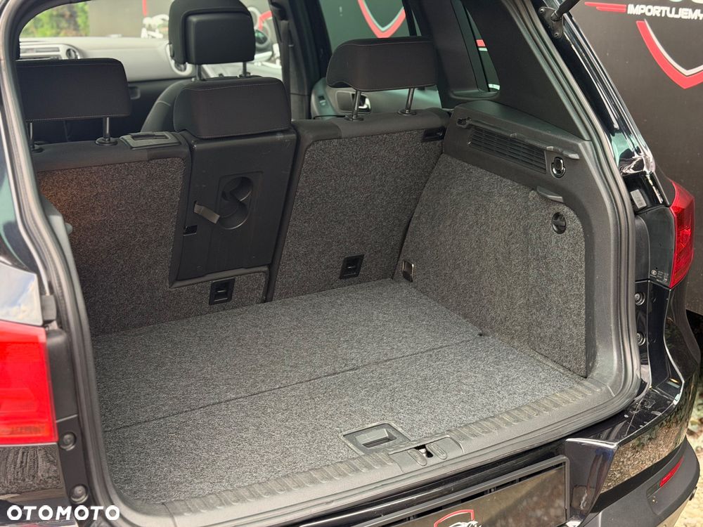 Volkswagen Tiguan - 33
