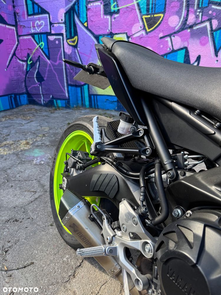 Yamaha MT - 9