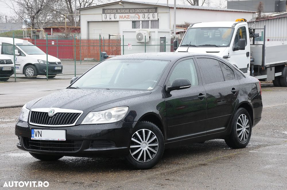 Skoda Octavia 1.6 TDI Ambiente - 2