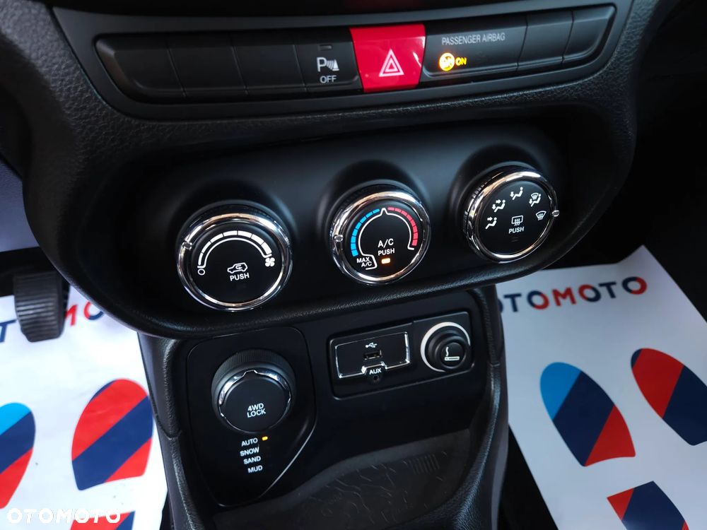 Jeep Renegade 2.0 MultiJet Limited 4WD S&S - 30