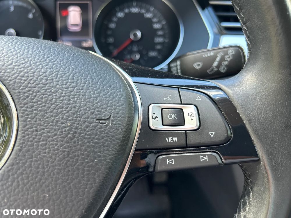 Volkswagen Passat Variant 2.0 TDI SCR Comfortline - 27