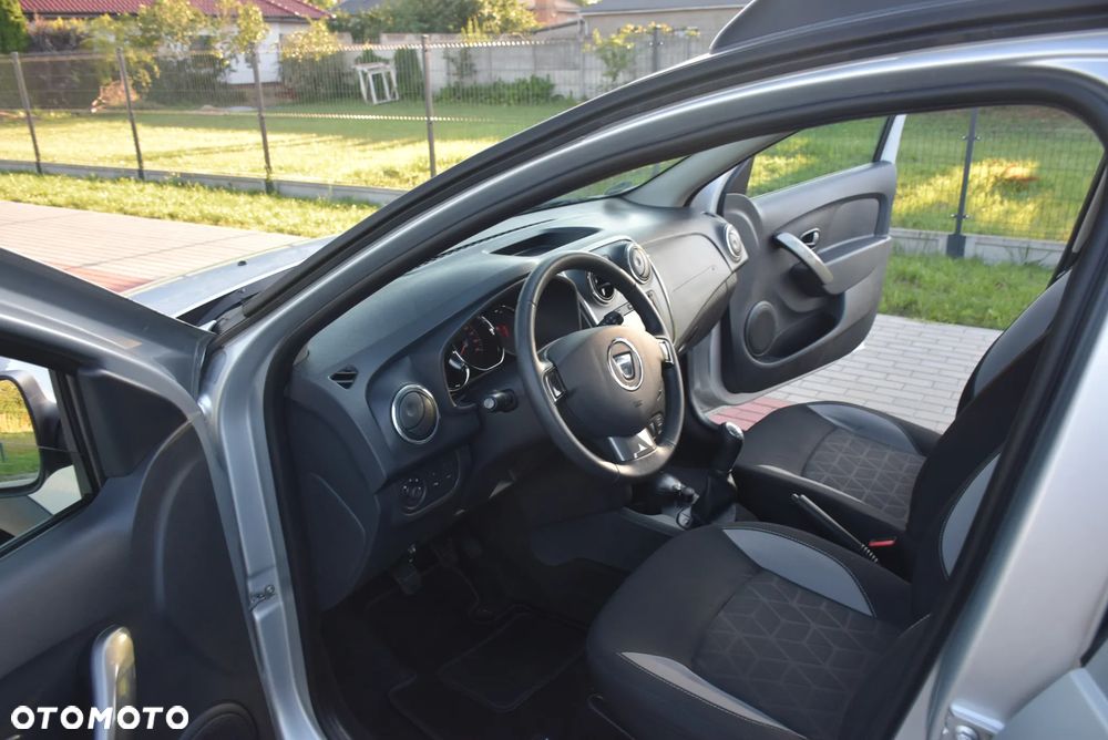 Dacia Sandero TCe 90 Laureate - 17