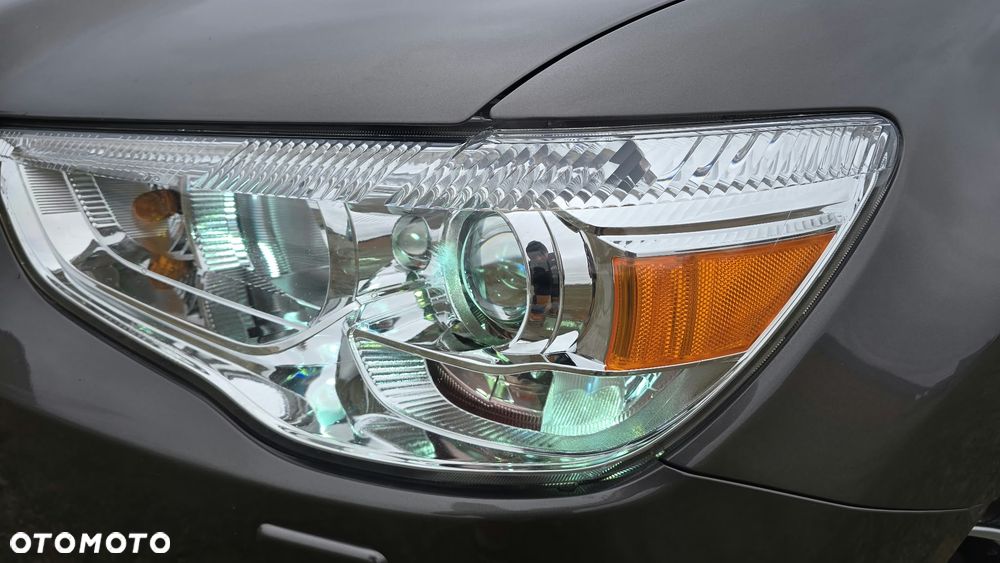 Mitsubishi ASX - 10