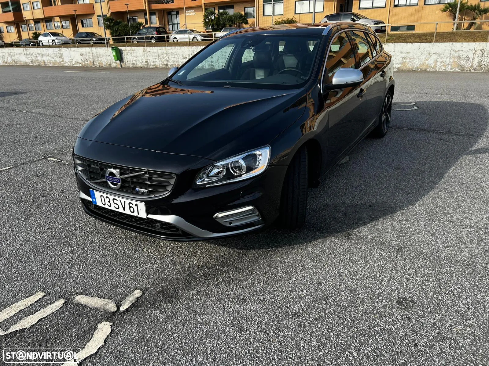 Volvo V60 1.6 D2 Drive R-Design Start/Stop - 2
