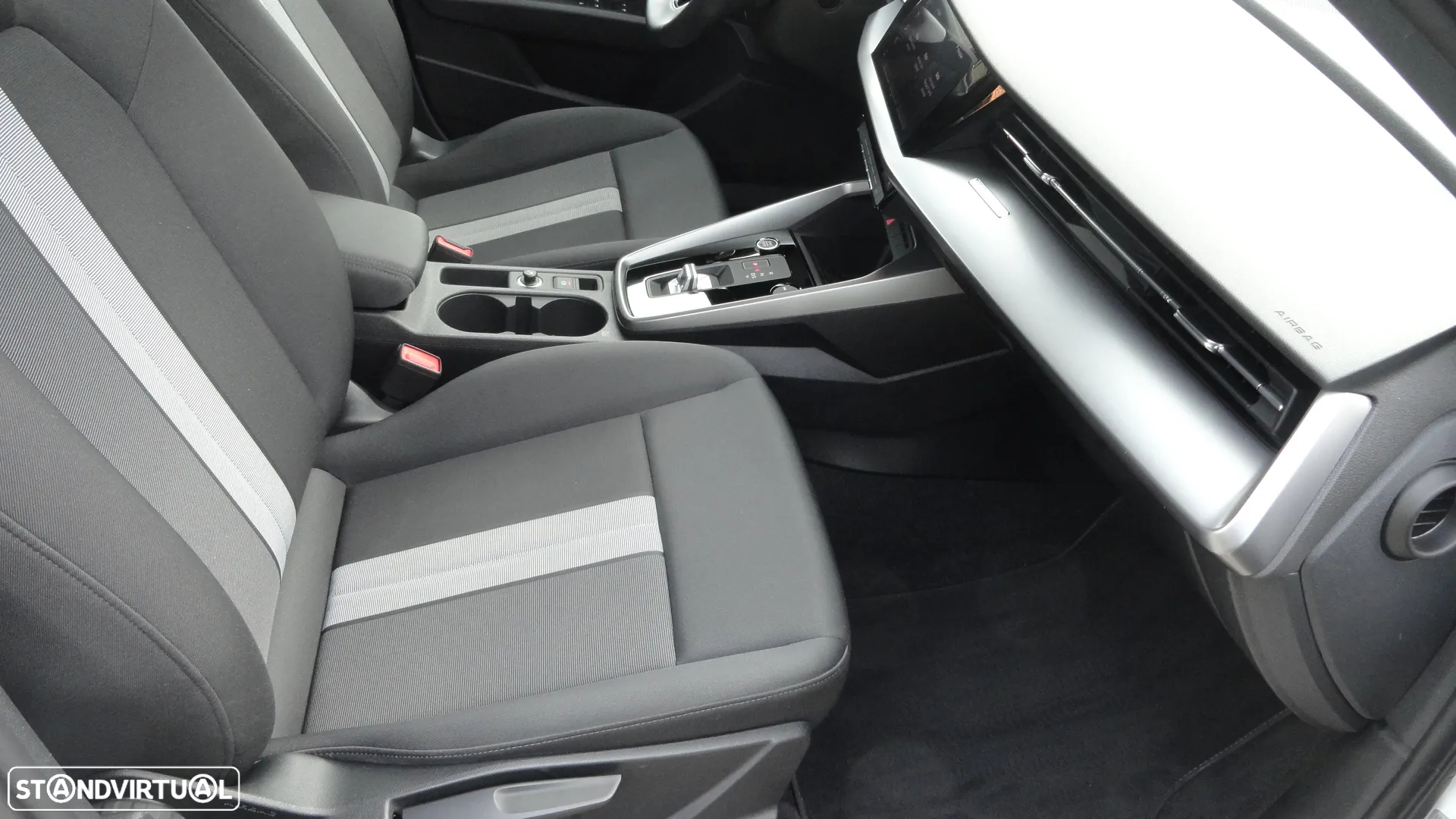 Audi A3 Sportback 30 TDI S line S tronic - 25