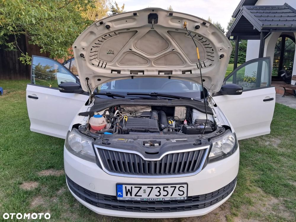 Skoda RAPID 1.2 TSI Active - 26