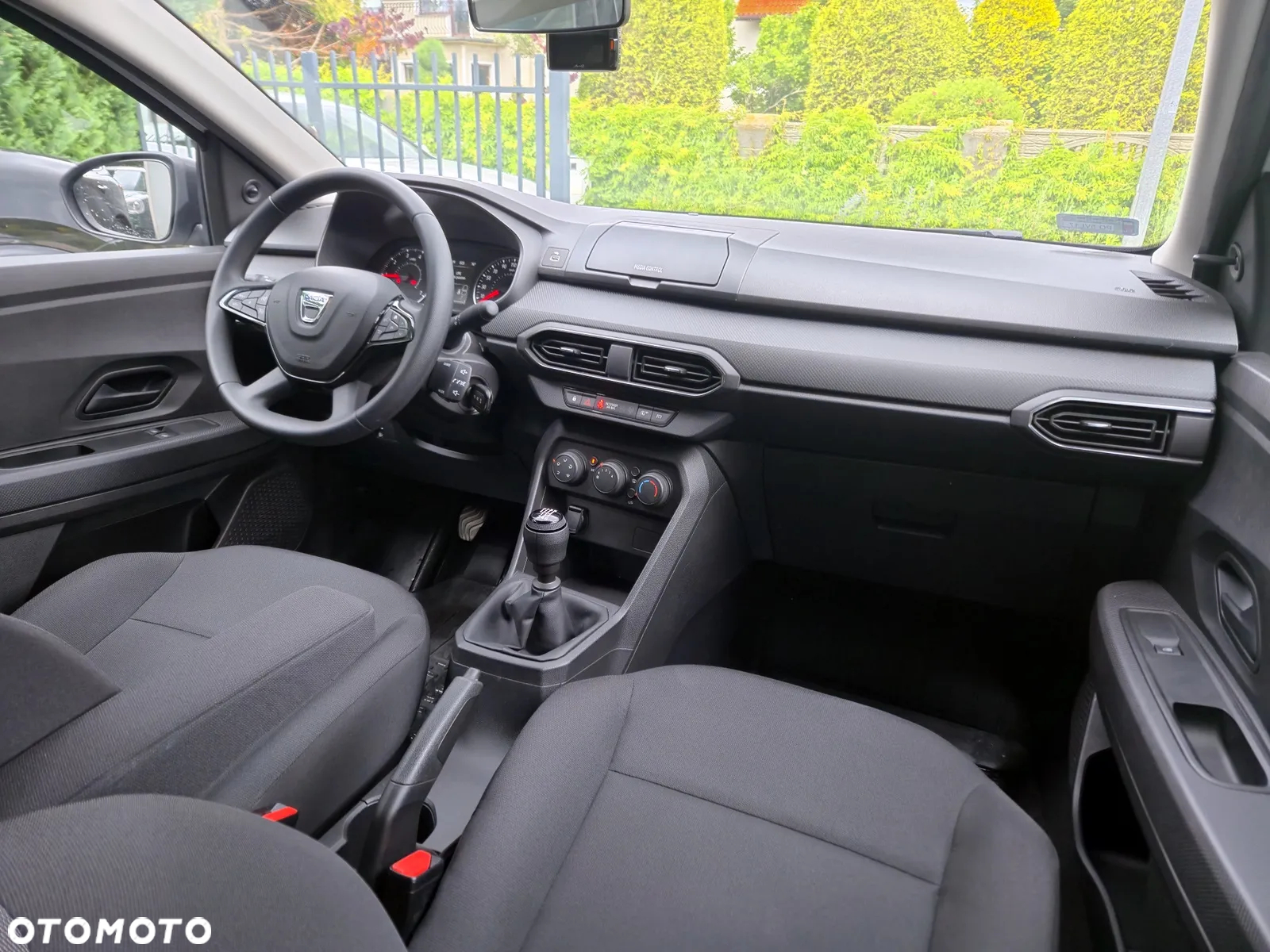 Dacia Logan - 6