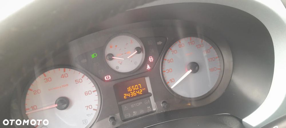 Citroën Berlingo Multispace HDi 90 FAP Tendance - 18