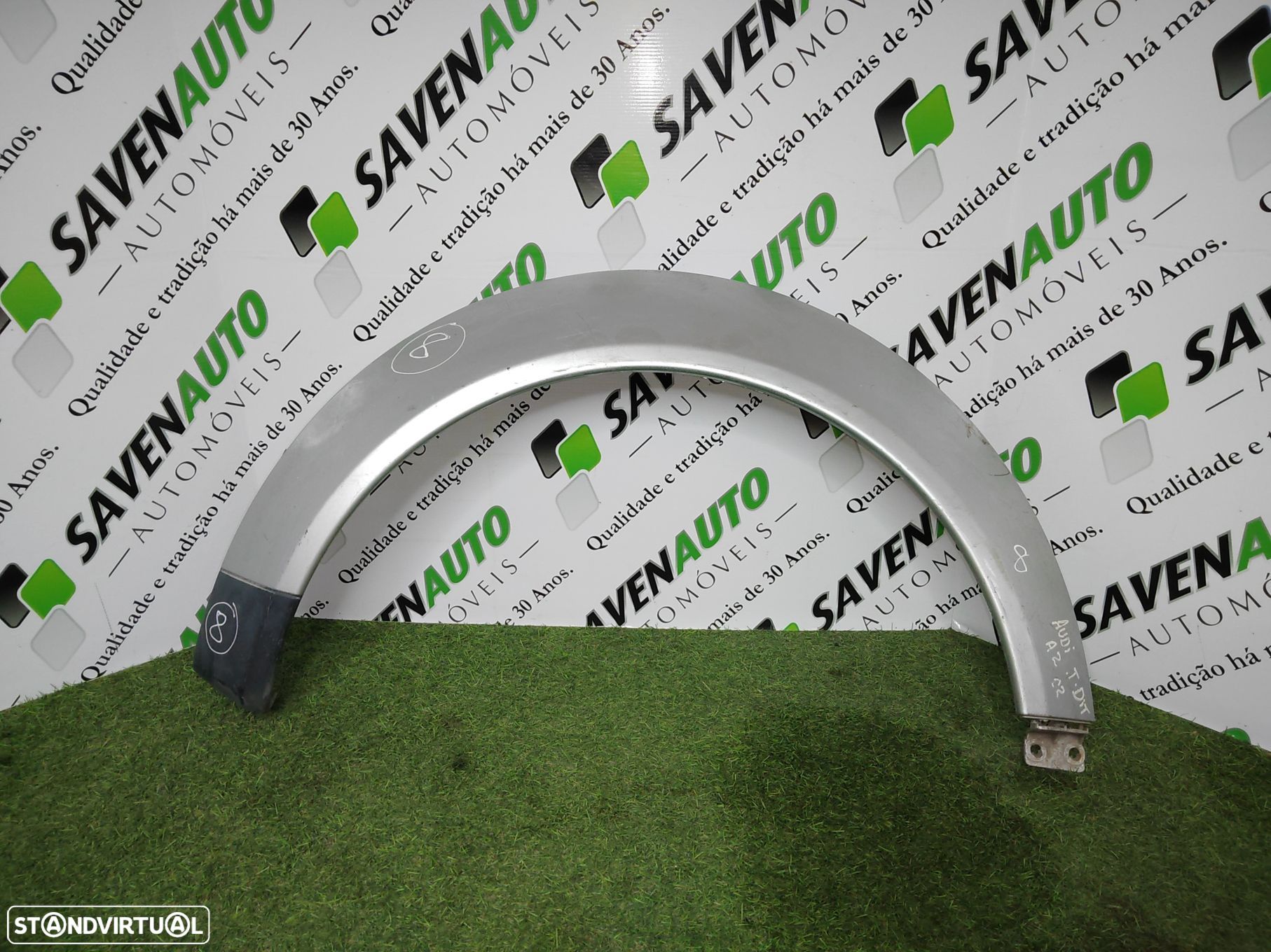 Aba / Embaladeira Guarda Lamas Audi A2 (8Z0) - 1