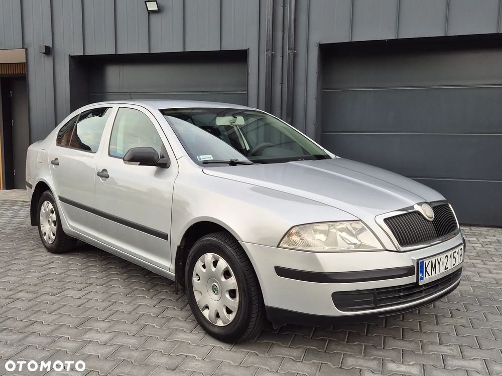 Skoda Octavia 1.6 Elegance - 25