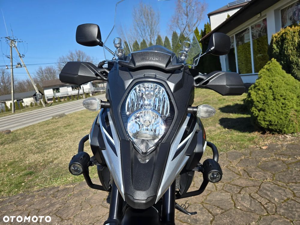 Suzuki V-STROM - 22