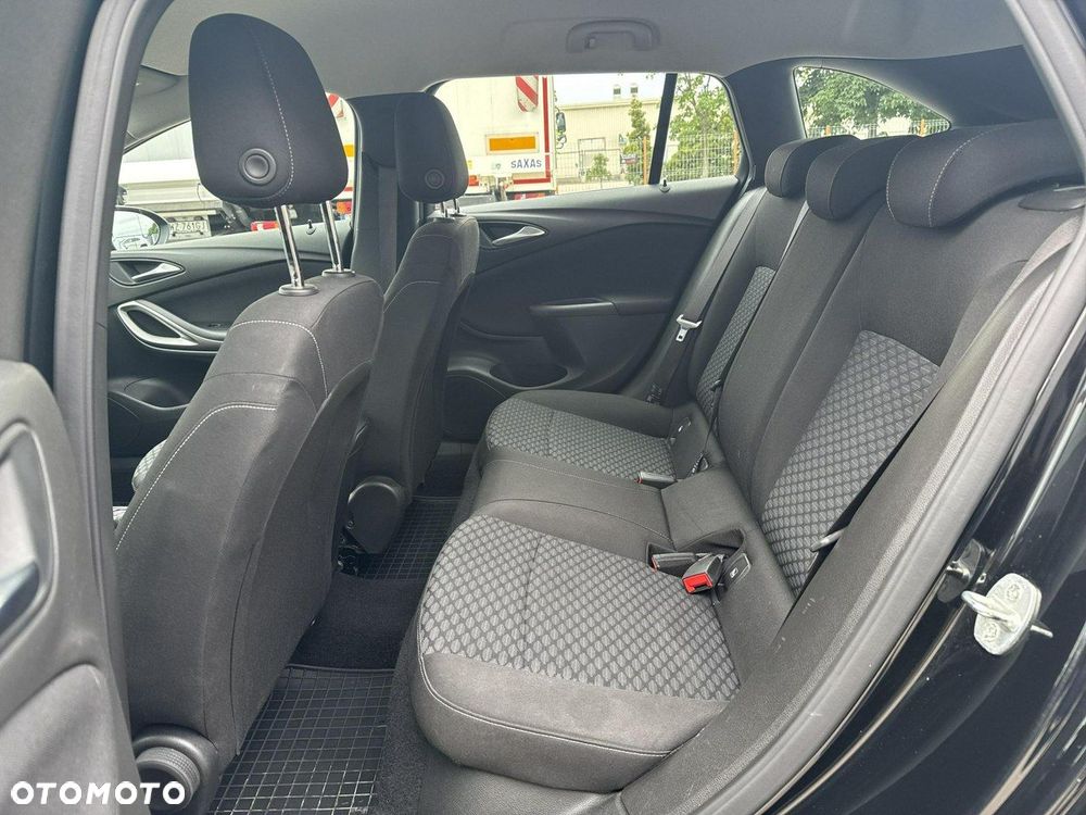 Opel Astra V 1.4 T Edition S&S - 15
