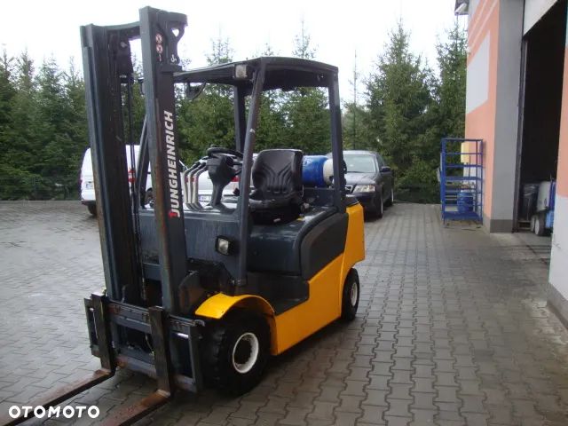 Jungheinrich TFG 320S - 1