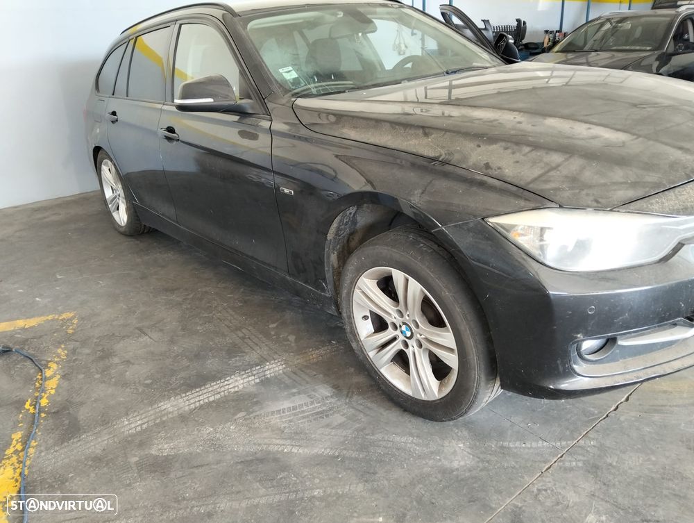 BMW 3 Touring (F31) 320 d - 1