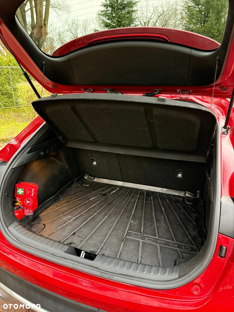 Kia XCeed 1.5 T-GDI M - 16