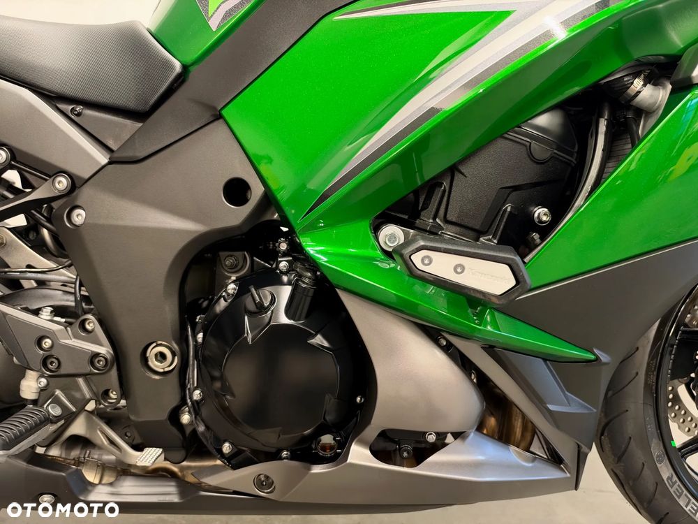 Kawasaki Z 1000 - 18