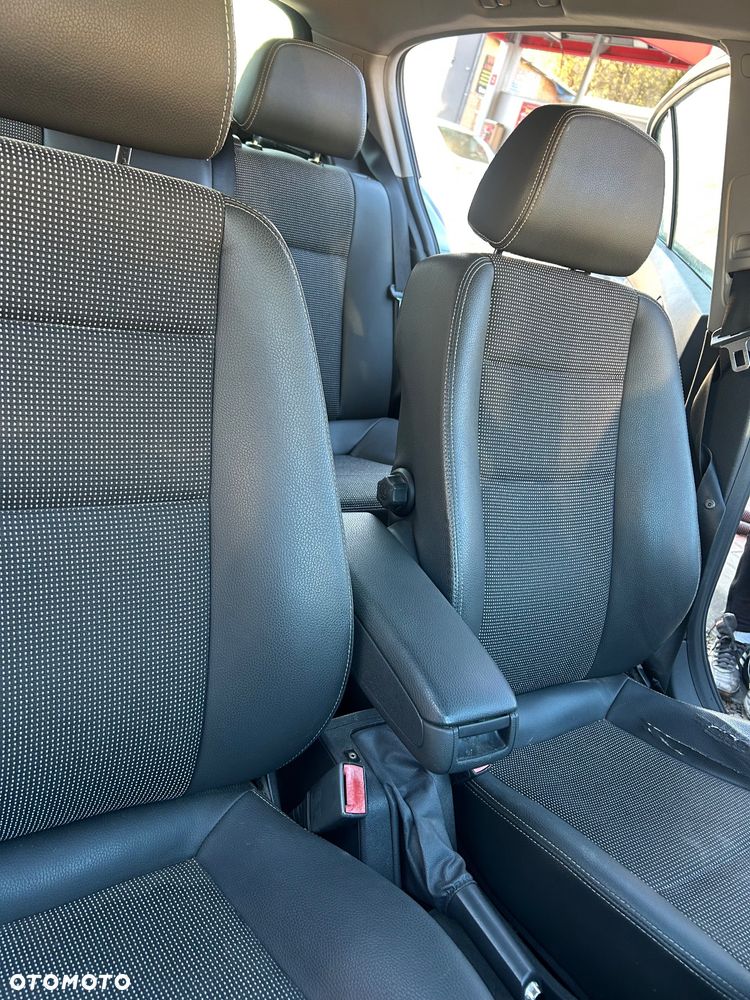 Opel Astra 1.7 CDTI - 13