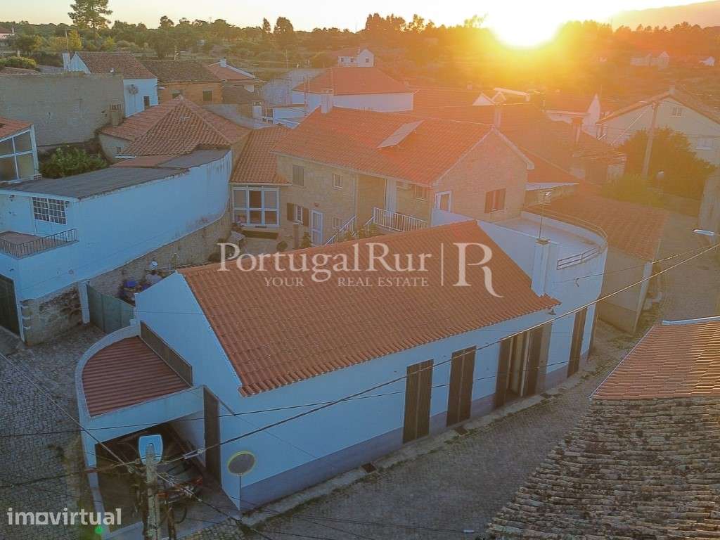 Moradia T3 totalmente recuperada na Orca, Castelo branco - Grande imagem: 3/60