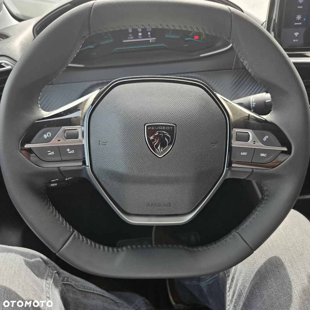 Peugeot 208 1.2 mHEV Business - 14