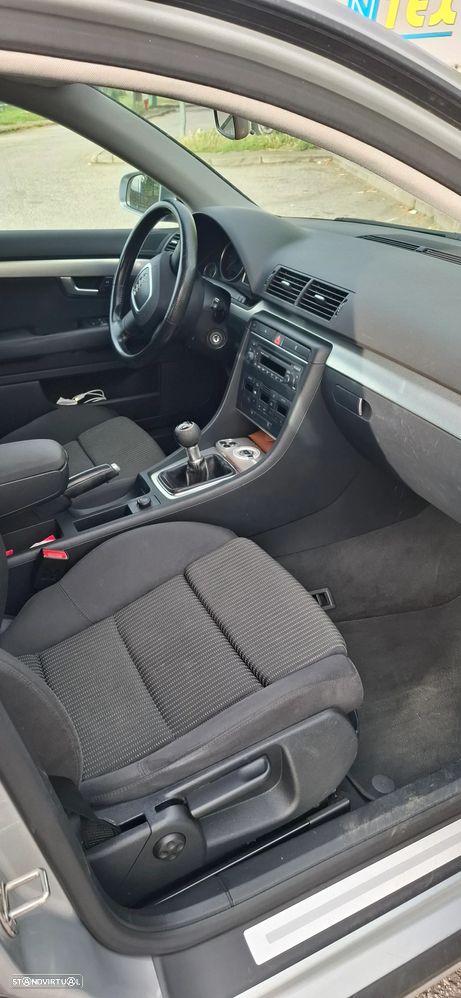Audi A4 2.0 TDI - 6