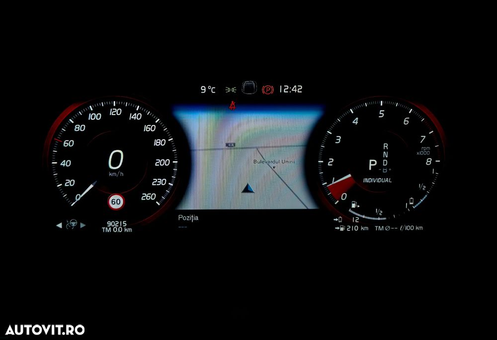 Volvo S60 T8 Recharge AWD Polestar Engineered - 33
