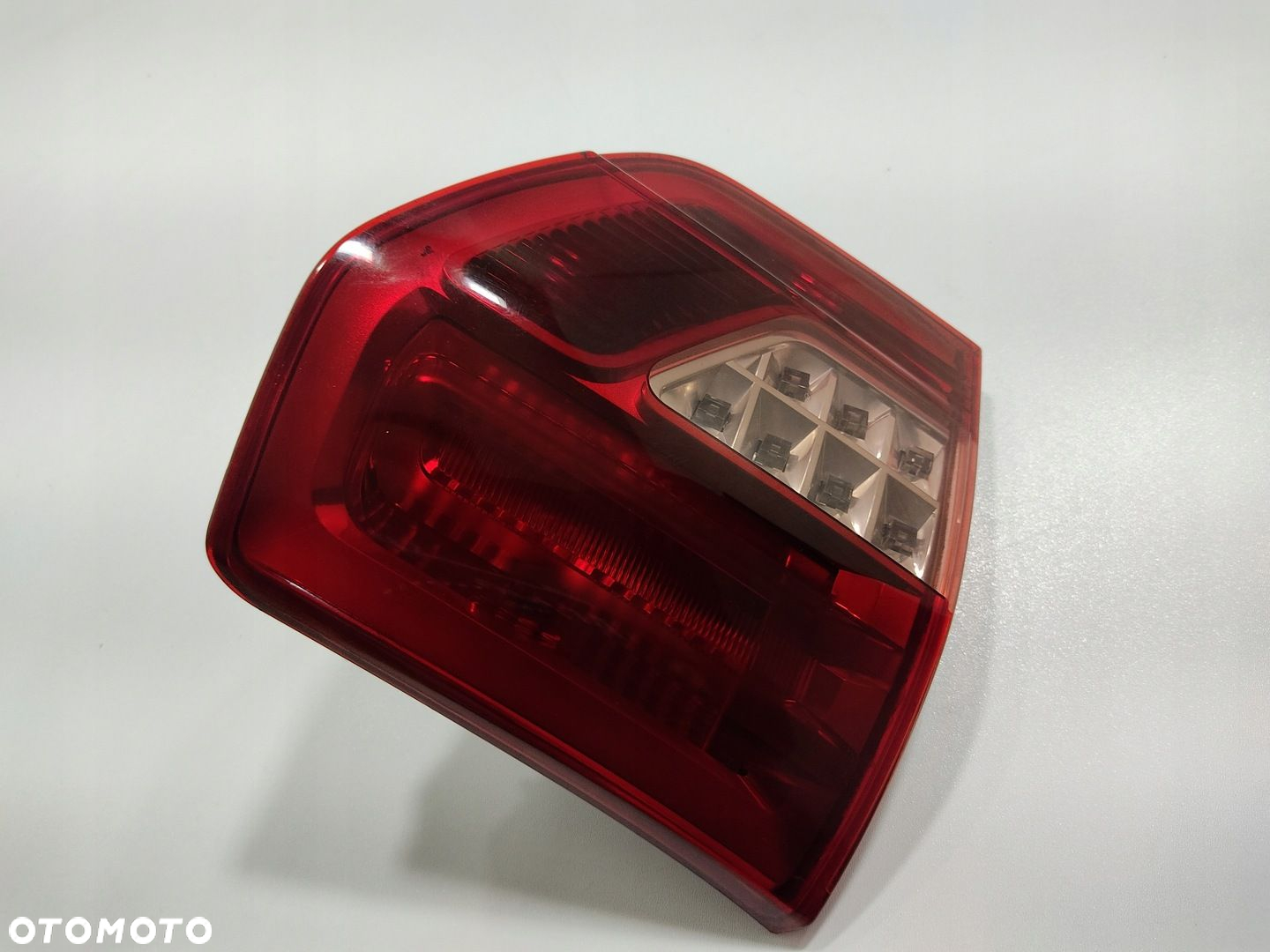 LAMPA LEWA LEWY TYŁ TYLNA W KLAPĘ CITROEN C5 III X7 KOMBI 9671811480 08-11 - 5