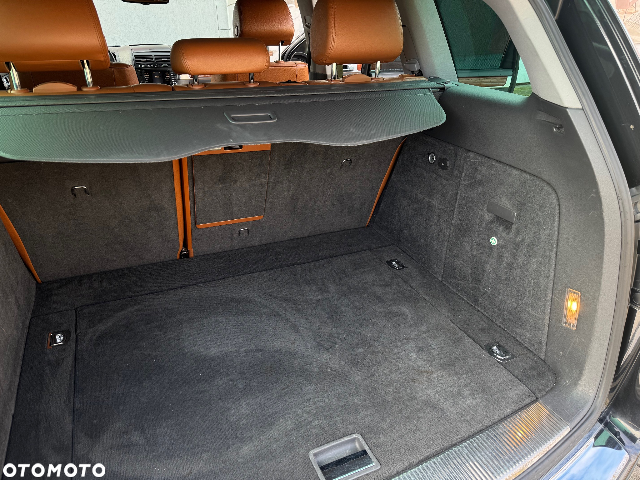 Volkswagen Touareg - 28