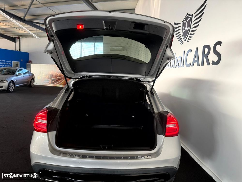 Mercedes-Benz GLA 200 CDi Urban Aut. - 13