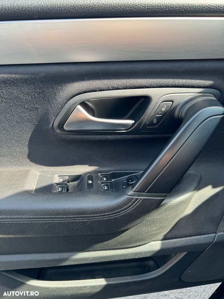 Volkswagen Passat CC - 10