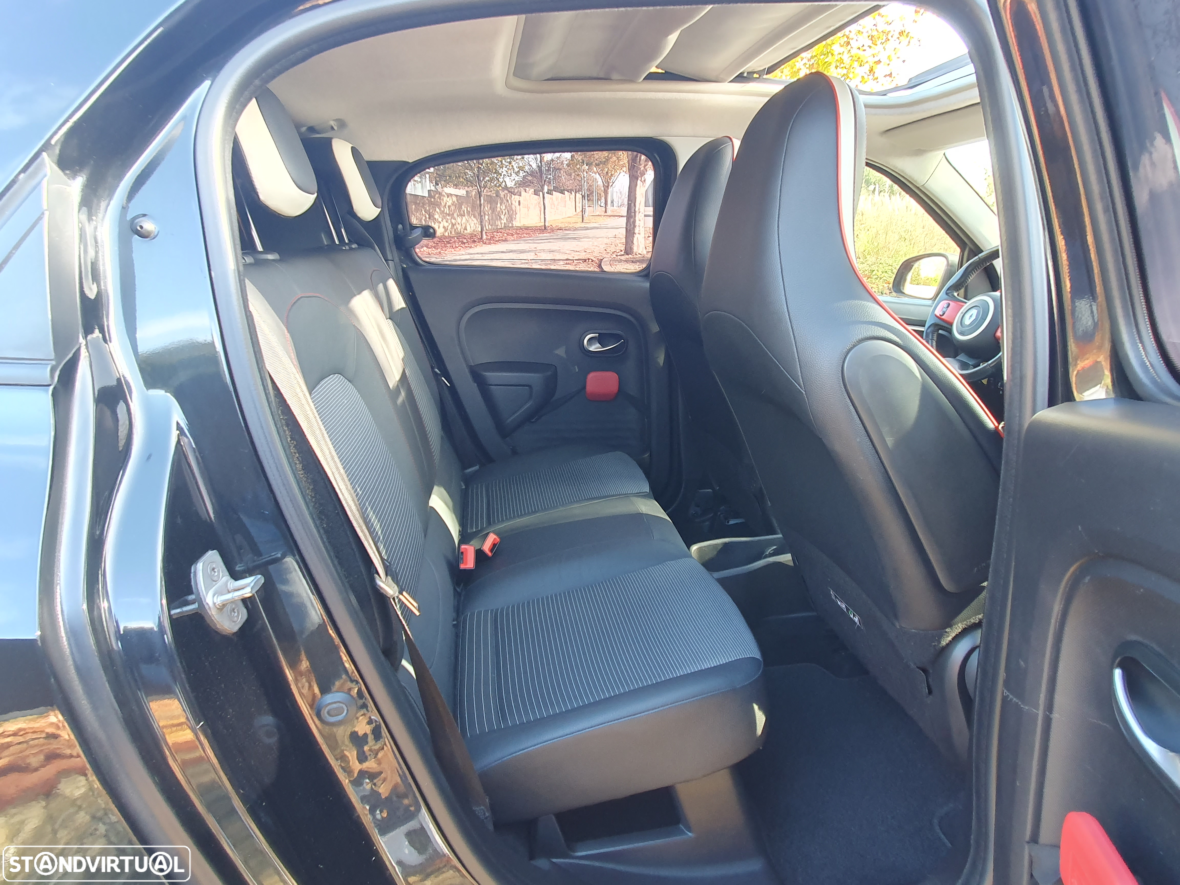Renault Twingo 0.9 TCe Sport - 31