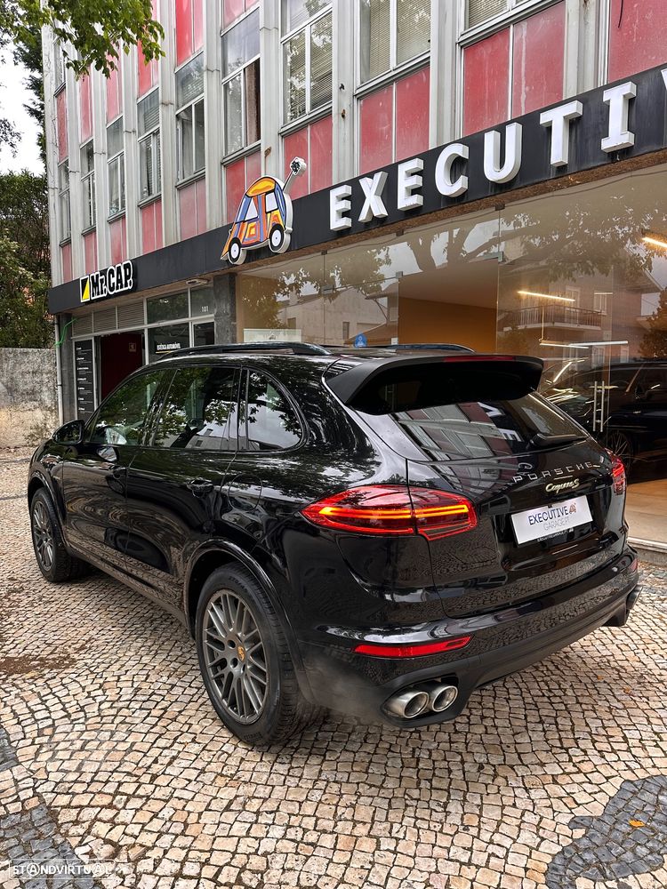 Porsche Cayenne S E-Hybrid Platinum Edition - 3