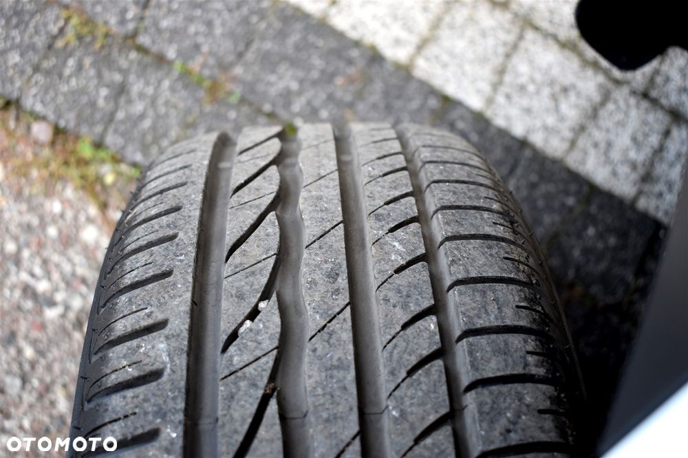 Volkswagen Caddy Maxi Comfortline BMT - 36