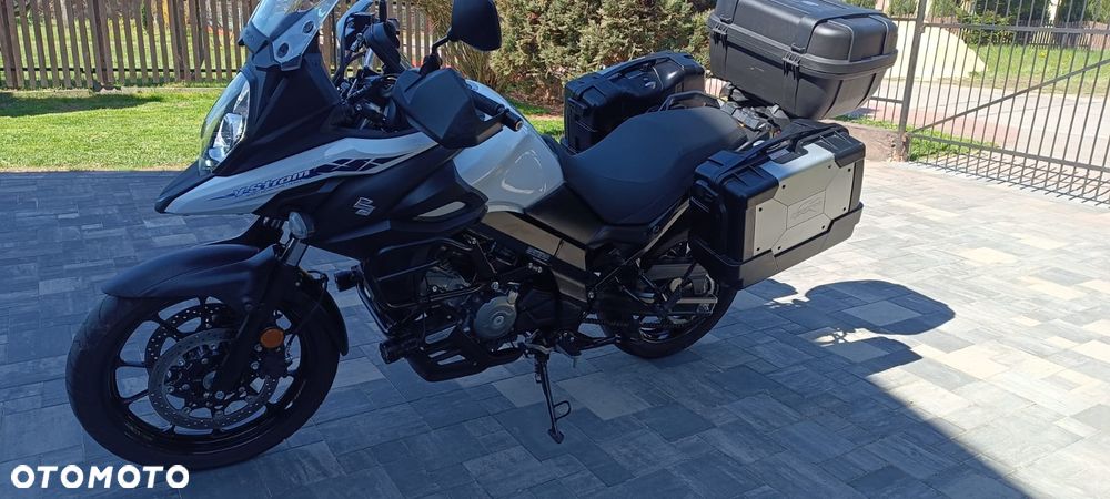 Suzuki V-STROM - 25