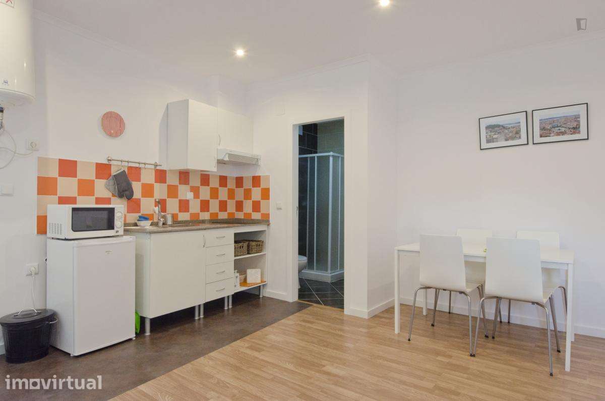 Apartamento com 1 quartos - localizado em Mouraria Lisbon - Grande imagem: 4/14