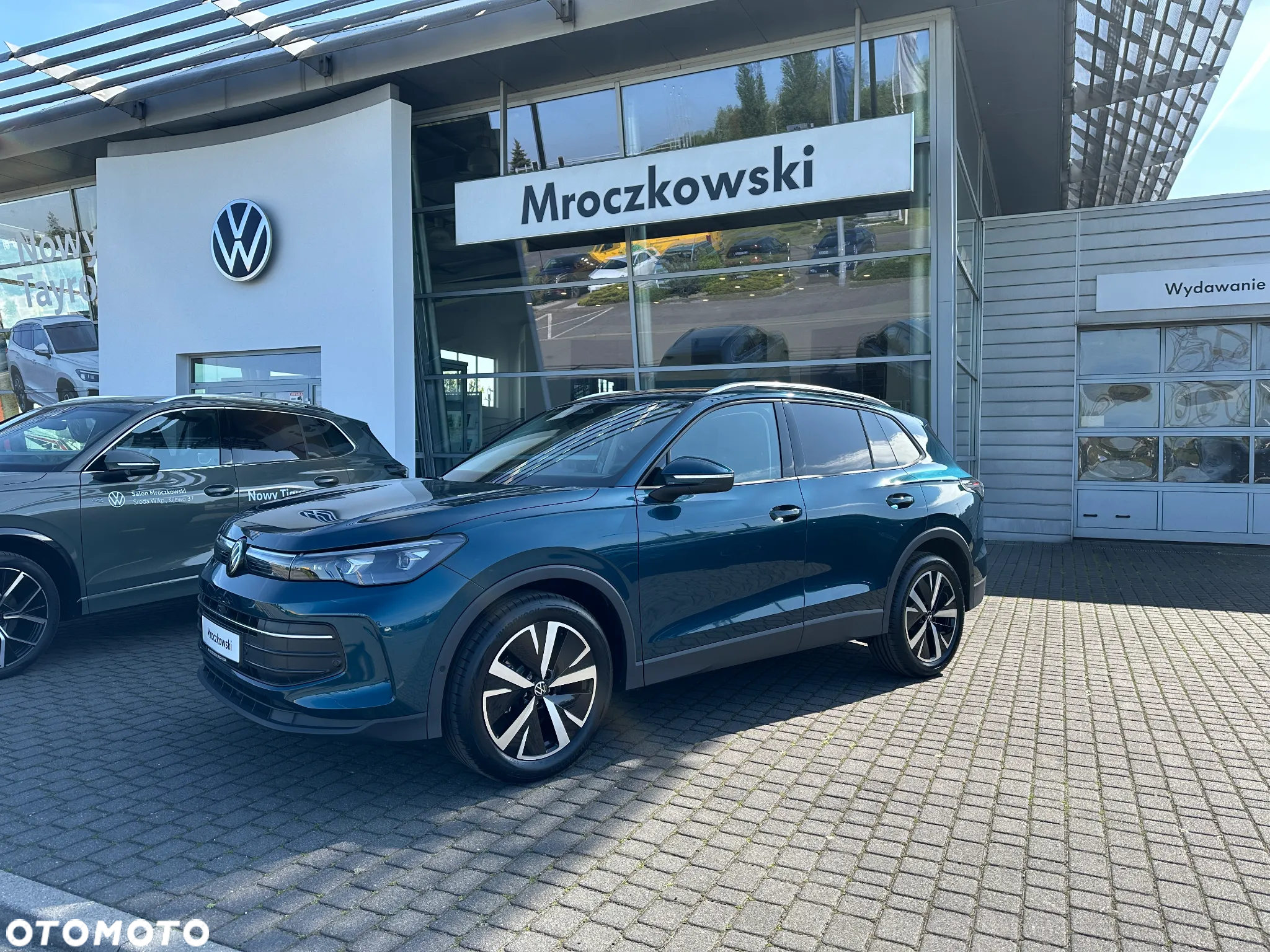 Volkswagen Tiguan - 2