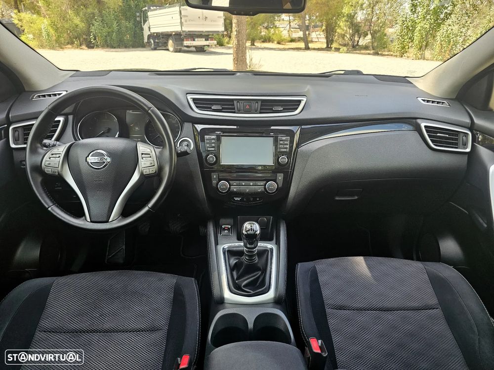 Nissan Qashqai 1.5 dCi Tekna - 24
