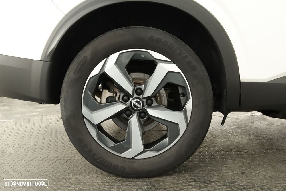 Nissan Qashqai 1.3 DIG-T N-Connecta Xtronic - 5