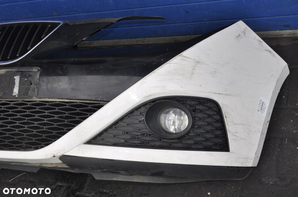 SEAT IBIZA IV ZDERZAK PRZÓD PRZEDNI HLAOGENY - 2