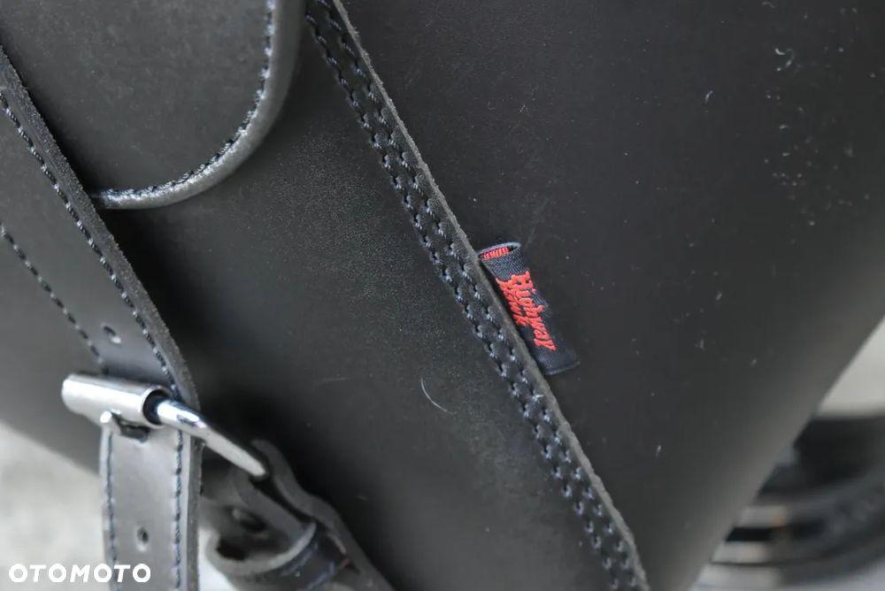 Suzuki Intruder - 19