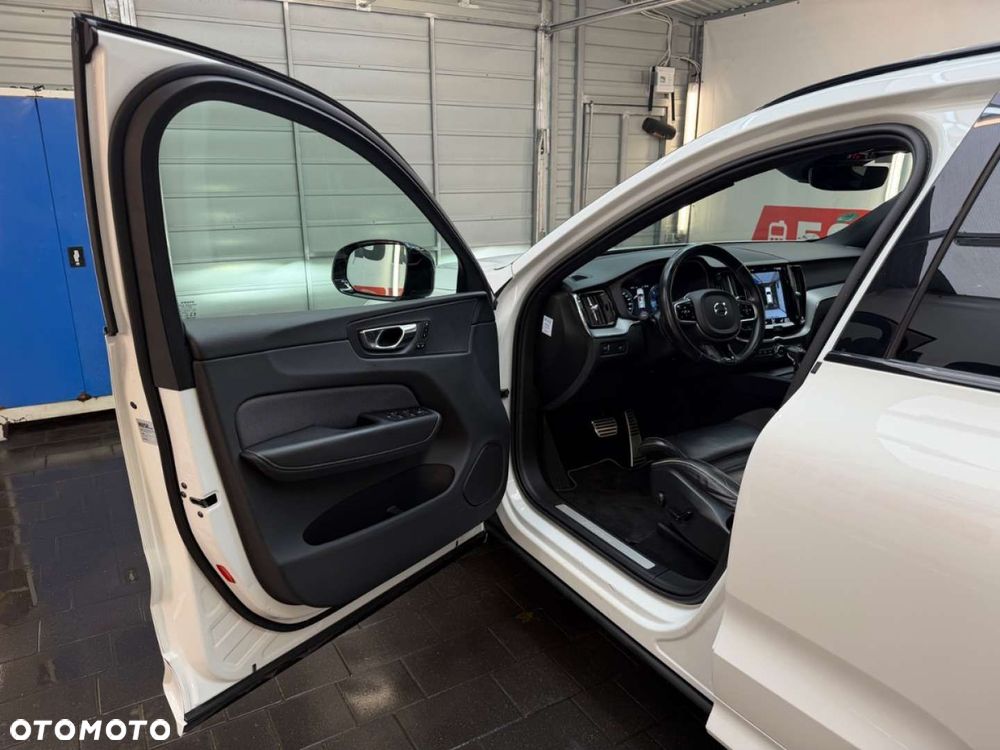 Volvo XC 60 - 21